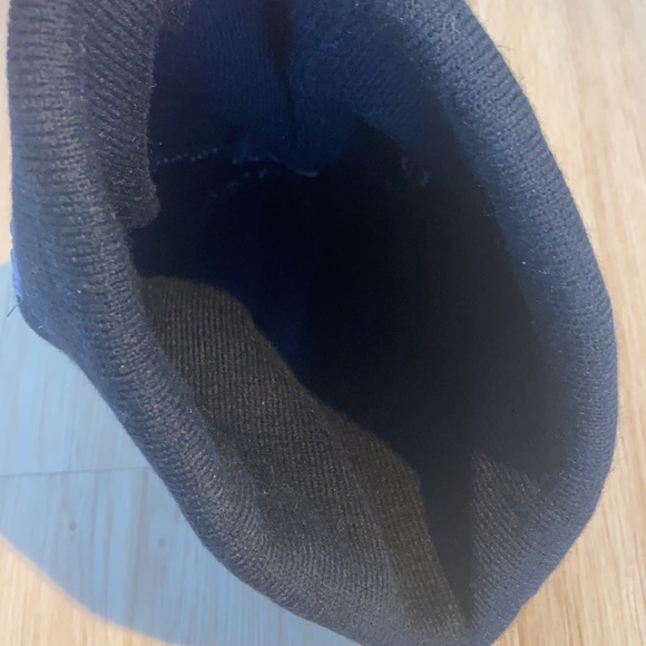 Winter Bennie - Picture 5 of 5